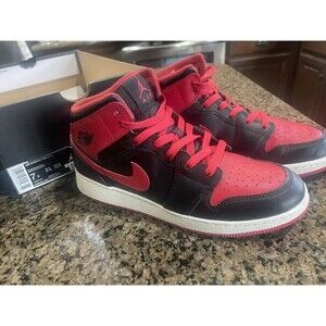 Size 7 (GS) Jordan 1 Mid Alternate Bred Nike Tennis Shoes red black EUR 40